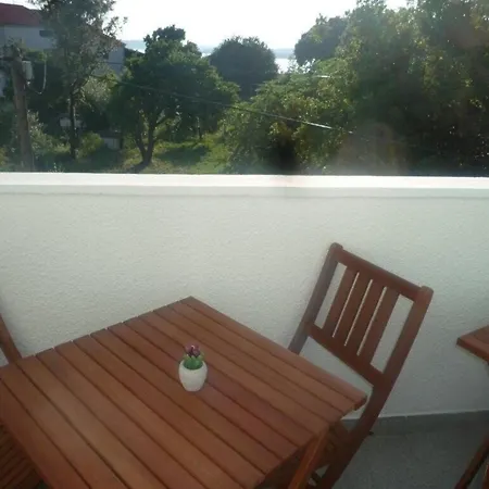 Apartman Resindenz Benni 4 Mit Beheitzem Grossem Pool Medulin