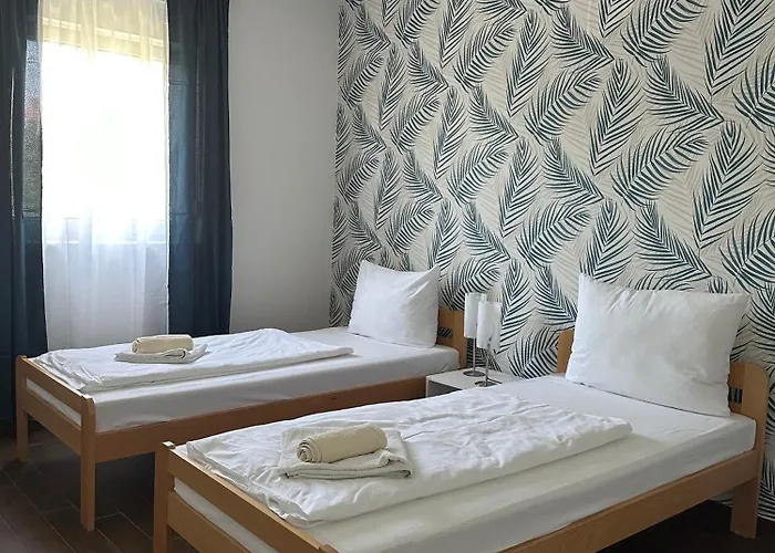 Resindenz Benni 4 Mit Beheitzem Grossem Pool * Medulin